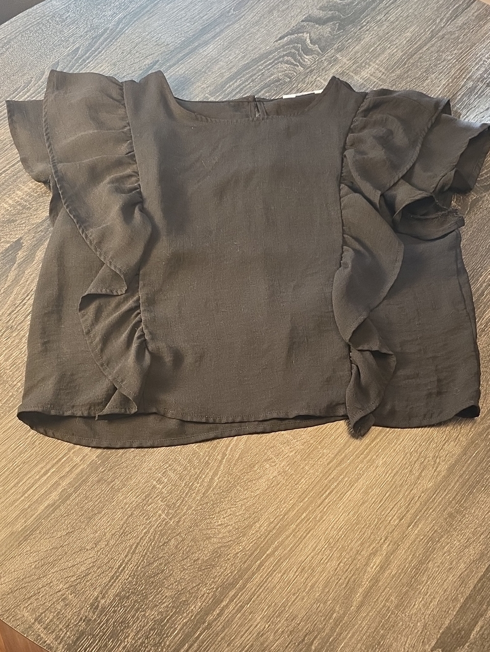 Jack by BB Dakota Black Ruffle Sleeve Blouse